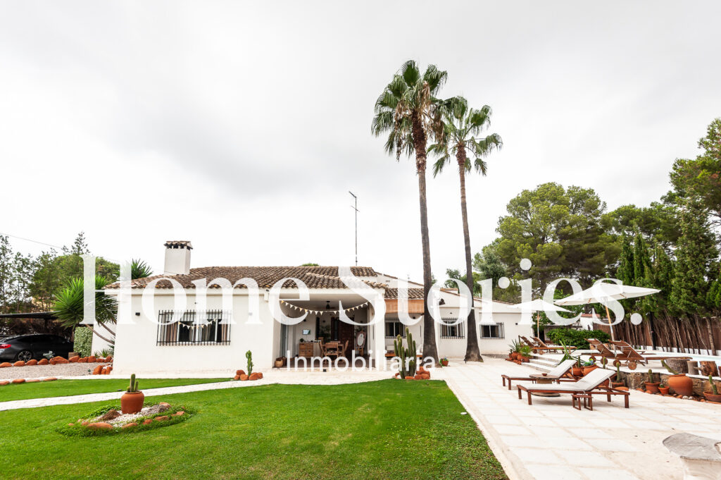 Mediterráneo, diseño y naturaleza en perfecta armonía.
